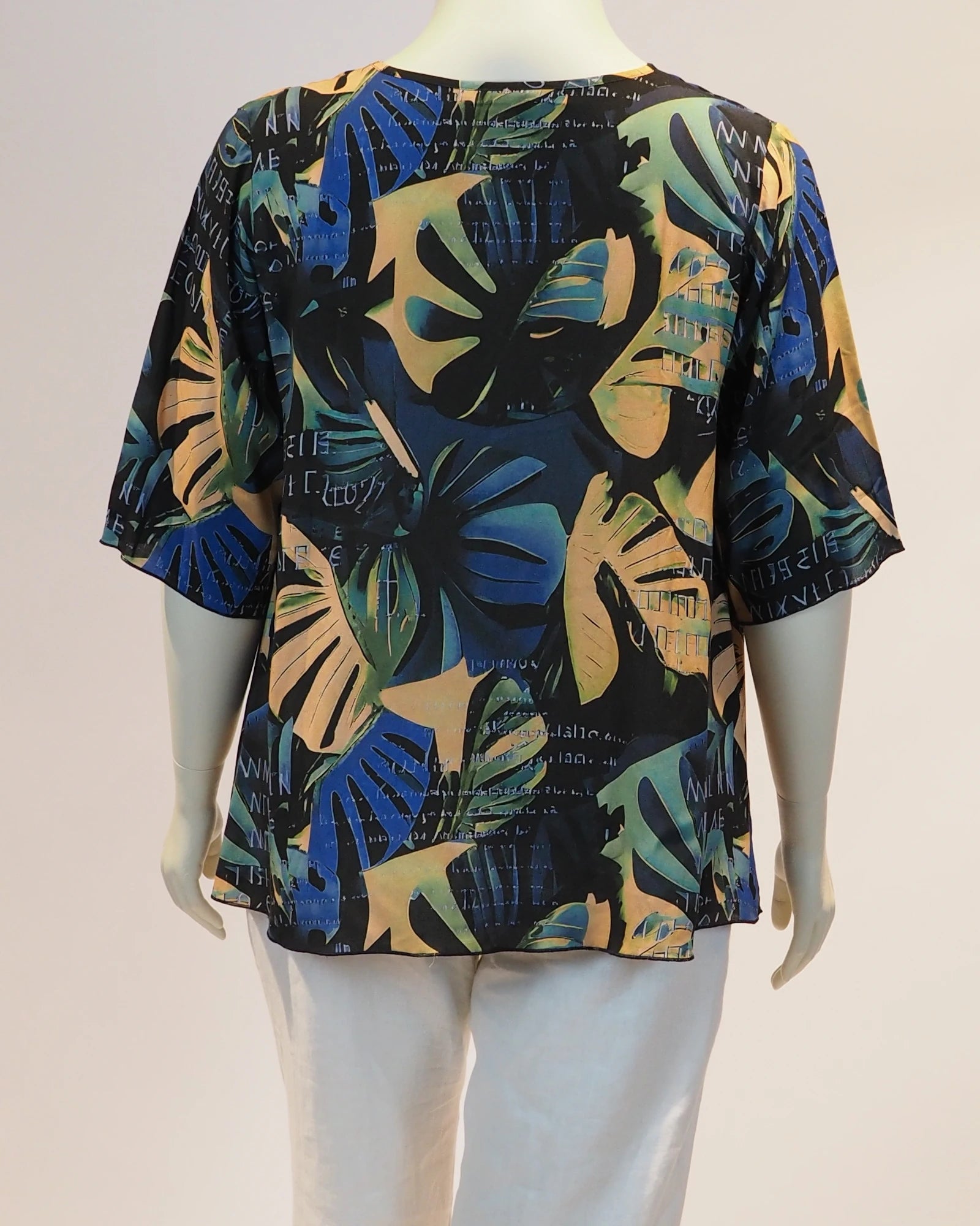 Plus Size Bluse Aurelia von hinten von Katrin Kiesler