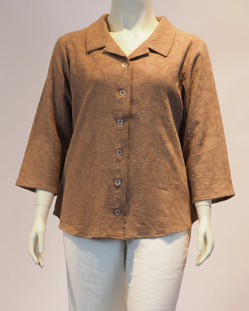 Plus Size Bluse Esmeralda in camel von vorn von Katrin Kiesler