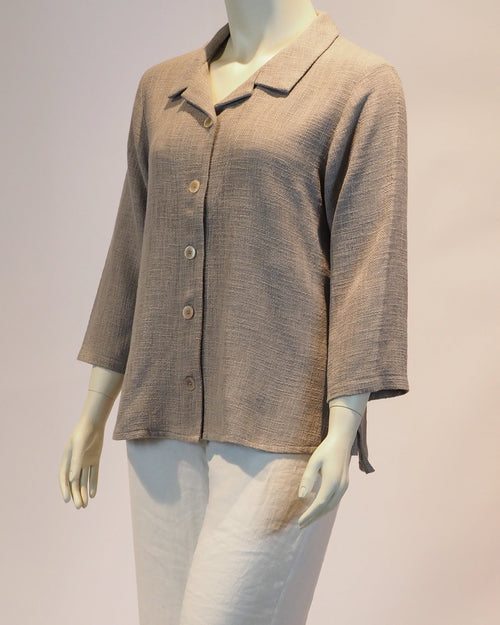 Plus Size Blusenjacke Edda in natur von der Seite von Katrin Kiesler