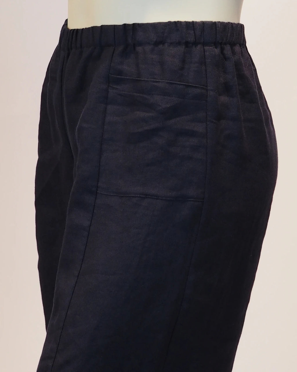 Plus Size Hose Adele in Marine Tasche von Katrin Kiesler Berlin