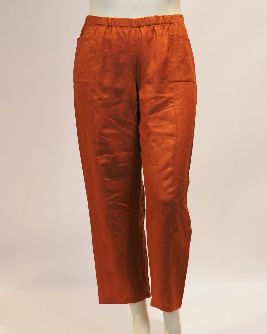 Plus Size Hose Adele in Rost von vorn von Katrin Kiesler Berlin