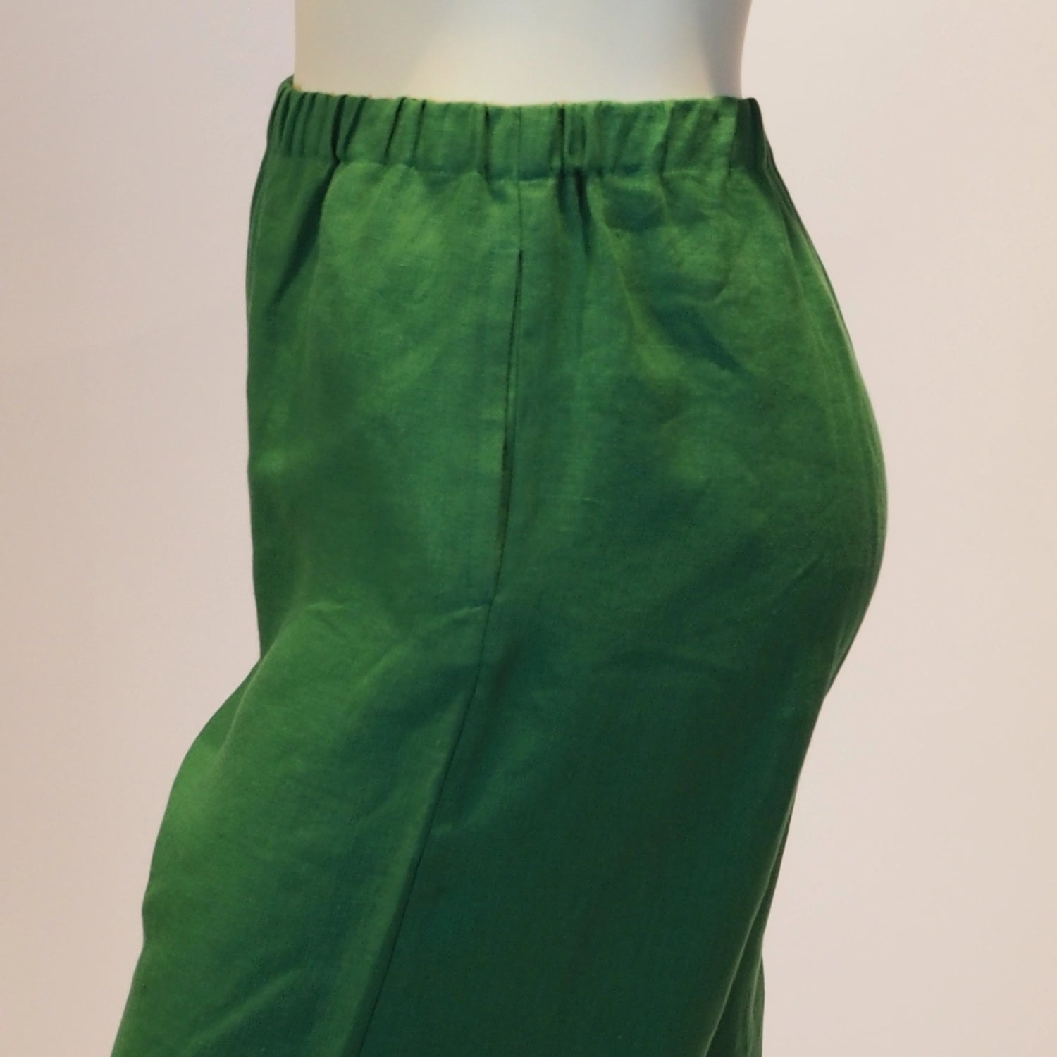 Plus Size Hose Cosima in Smaragd Hosentasche  von Katrin Kiesler Berlin