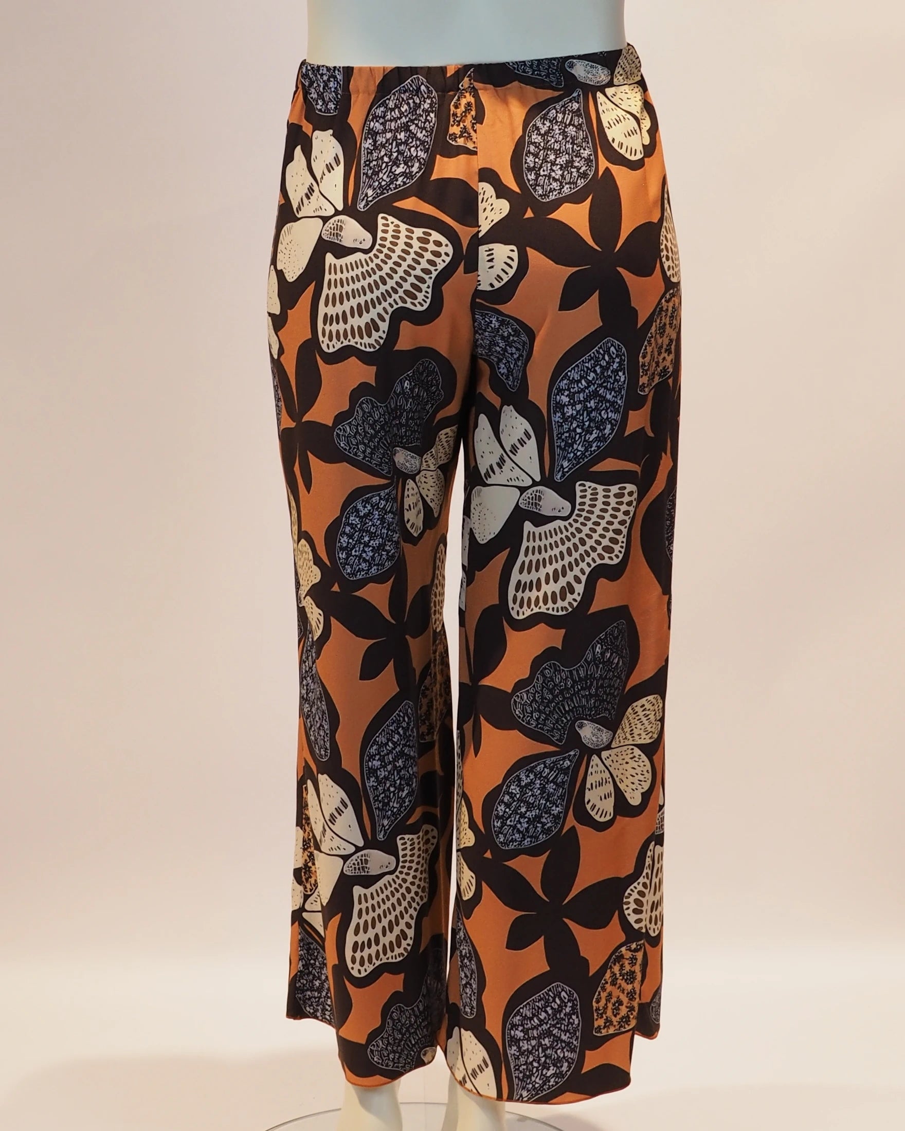Plus Size Hose Greta von hinten von Katrin Kiesler Berlin