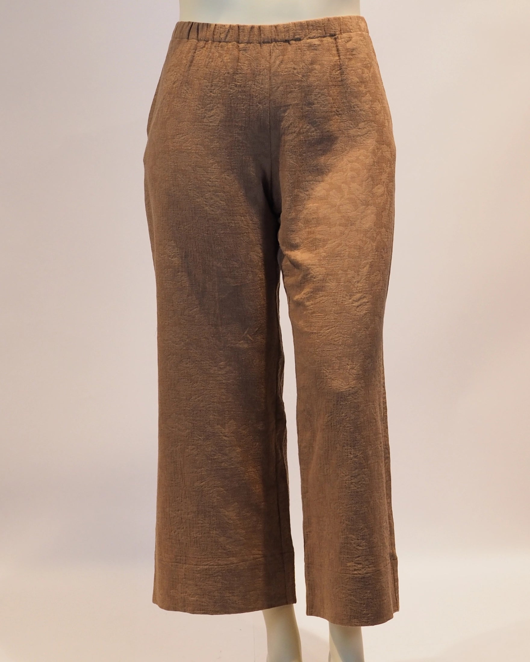 Plus Size Hose Hedda in camel von vorn von Katrin Kiesler
