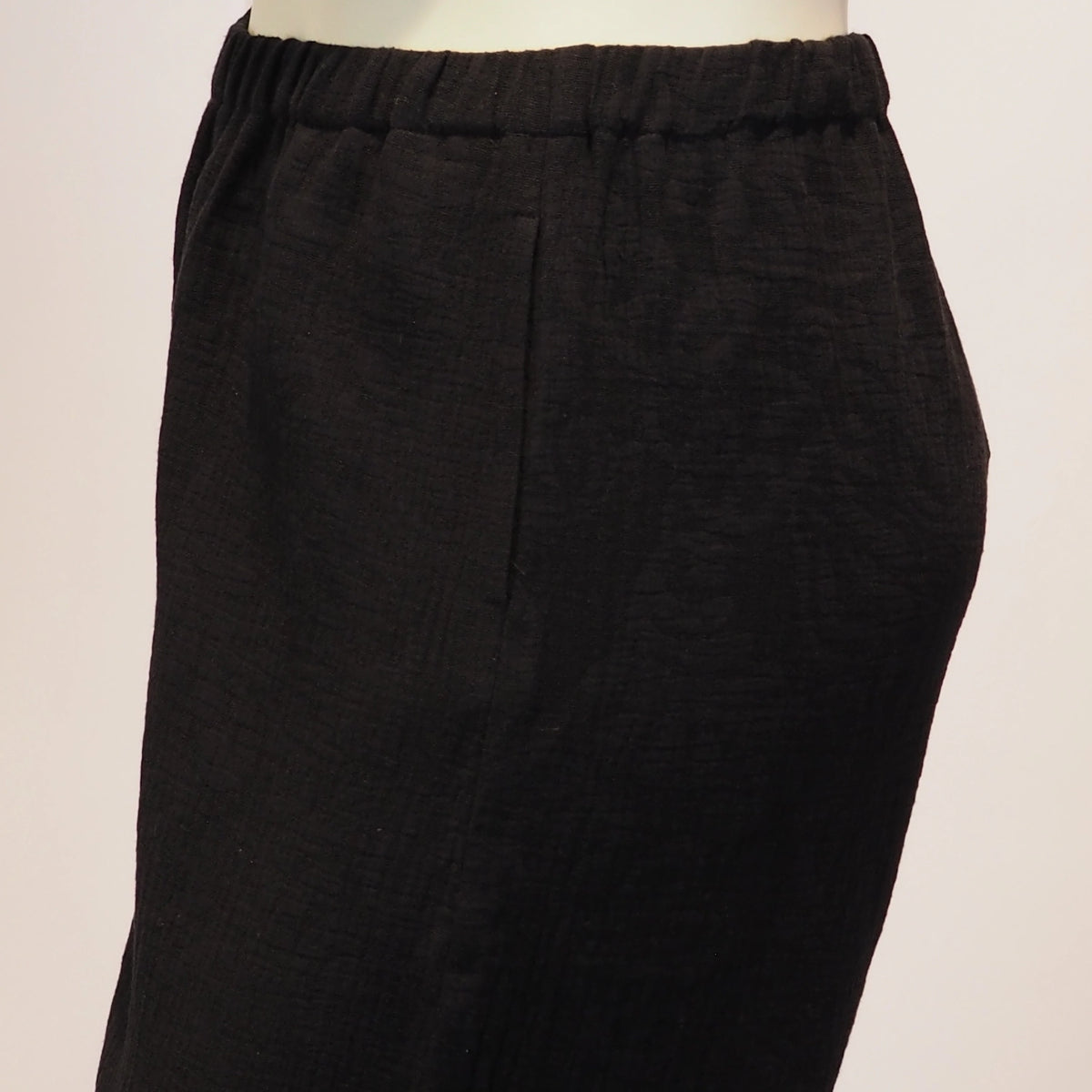 Plus Size Hose Hedda in schwarz Hosentasche von Katrin Kiesler