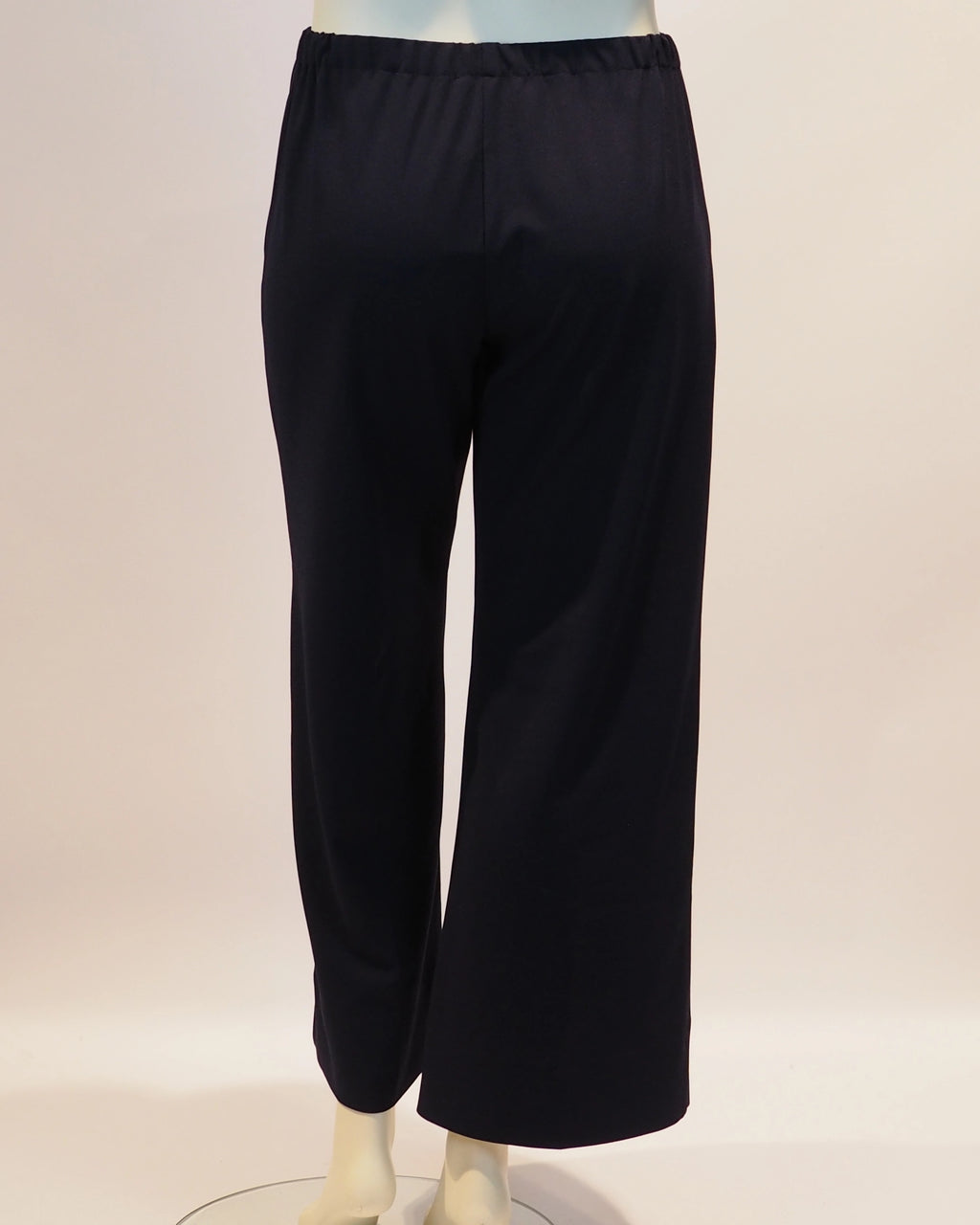 Dunkelblaue Plus-Size-Hose Olivia von Katrin Kiesler Berlin, Rückansicht