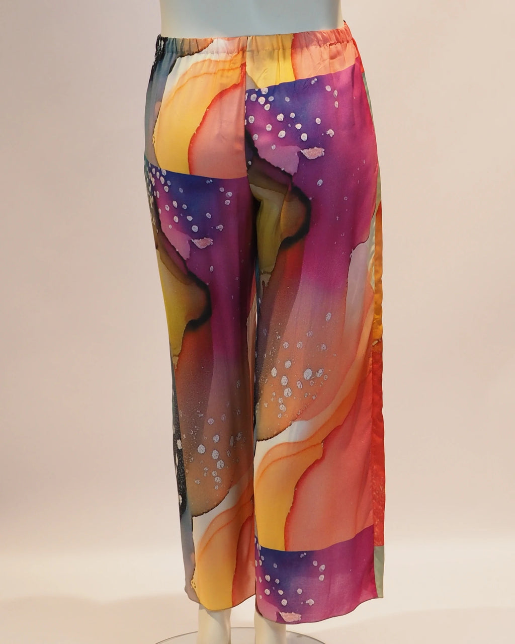Plus Size Hose Selma von hinten von Katrin Kiesler Berlin