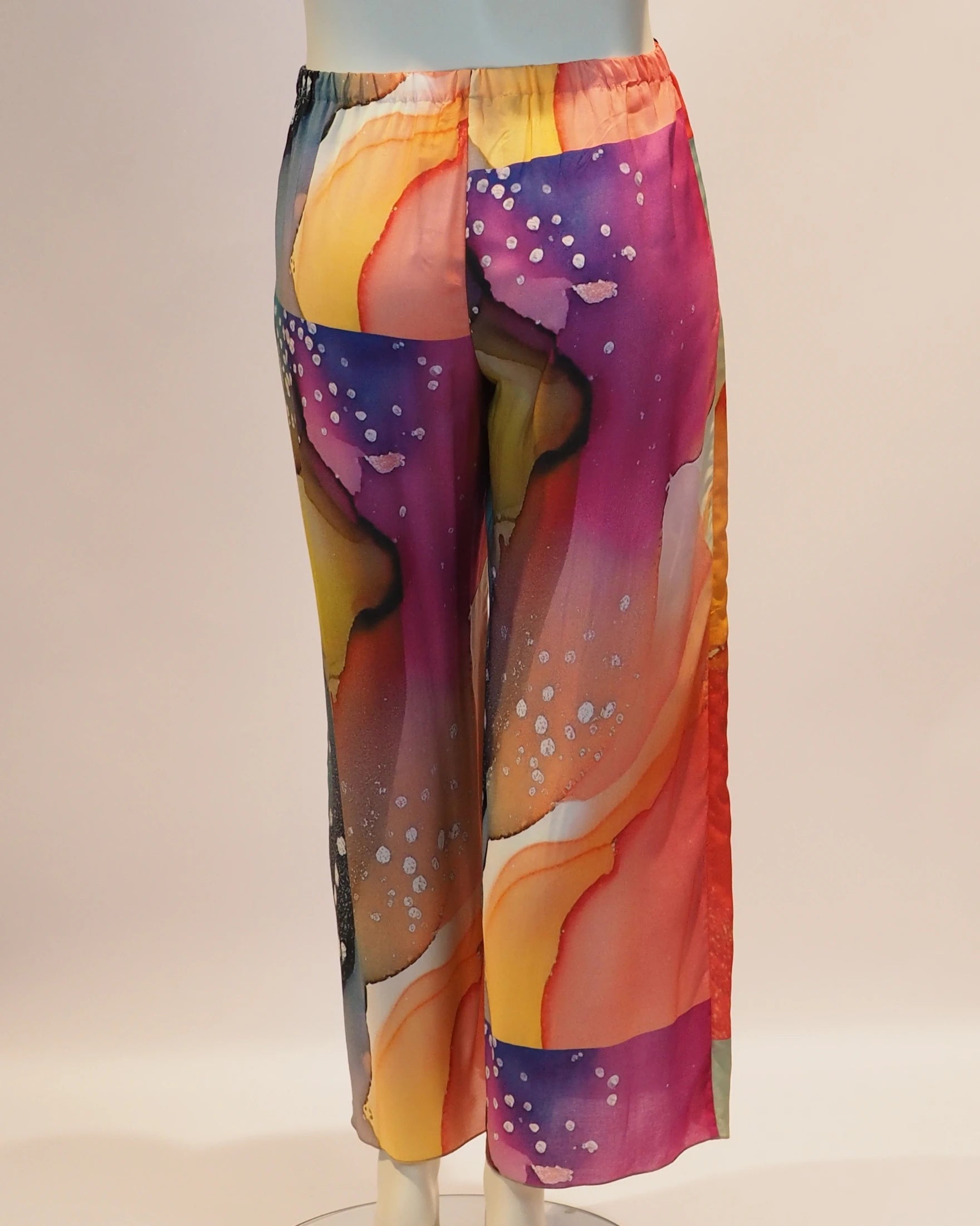 Plus Size Hose Selma von hinten von Katrin Kiesler Berlin