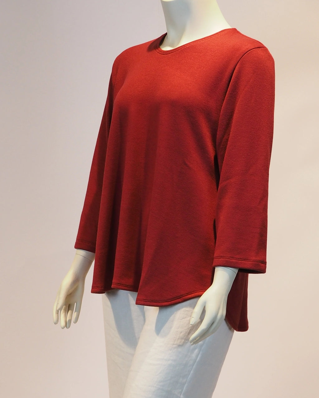 Roter Plus-Size-Pullover Inga von Katrin Kiesler Berlin, Seitenansicht