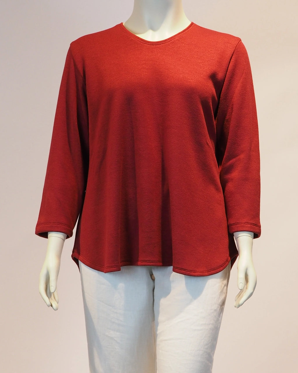 Roter Plus-Size-Pullover Inga von Katrin Kiesler Berlin, Vorderansicht