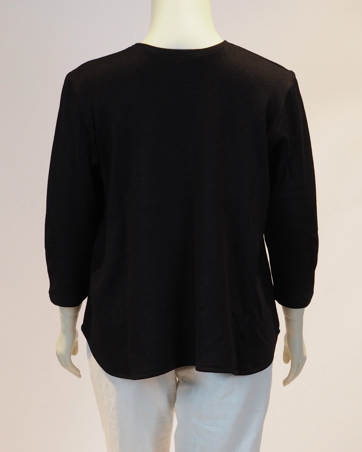 Schwarzer Plus-Size-Pullover Inga von Katrin Kiesler Berlin, Hinteransicht
