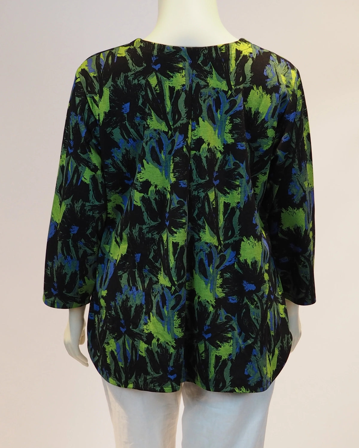 Schwarzgrüner Plus-Size-Pullover Romy von Katrin Kiesler Berlin, Rückansicht