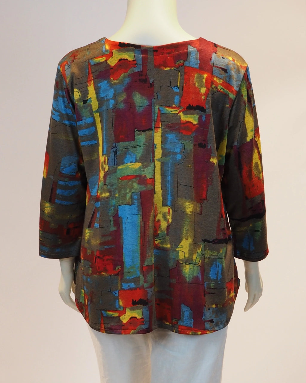 Taube-bunt-farbener Plus-Size-Pullover Romy von Katrin Kiesler Berlin, Rückansicht