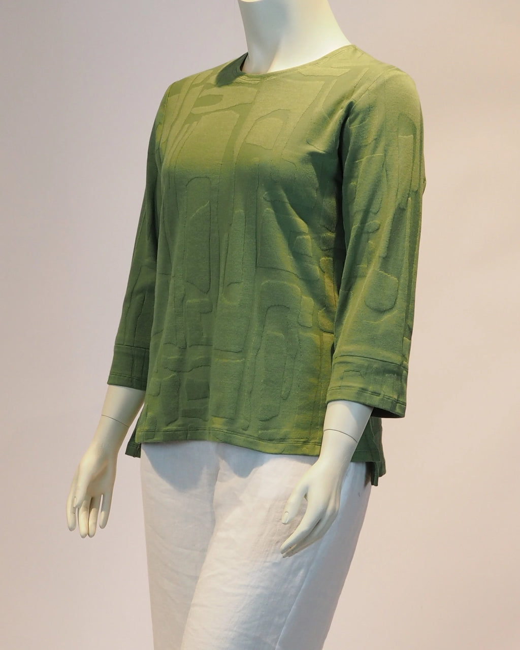 Grünes Plus-Size-Shirt Leni von Katrin Kiesler Berlin, Seitenansicht